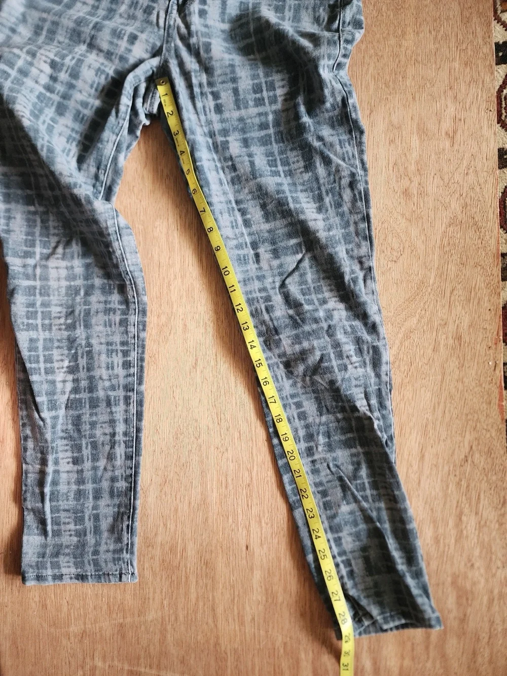 Cabi Curvy Grid Skinny Jeans Blue Gray Wash Stretch Denim Style 3049 Size 10